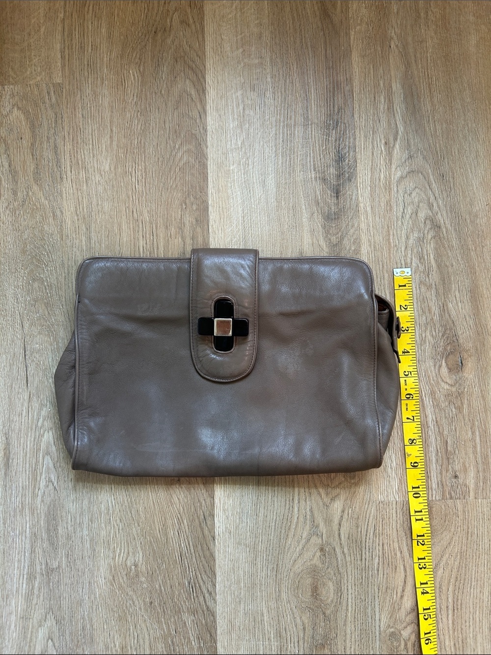 Vintage Brown Leather Clutch with Brown & Gold Accent - Picture 2 of 9